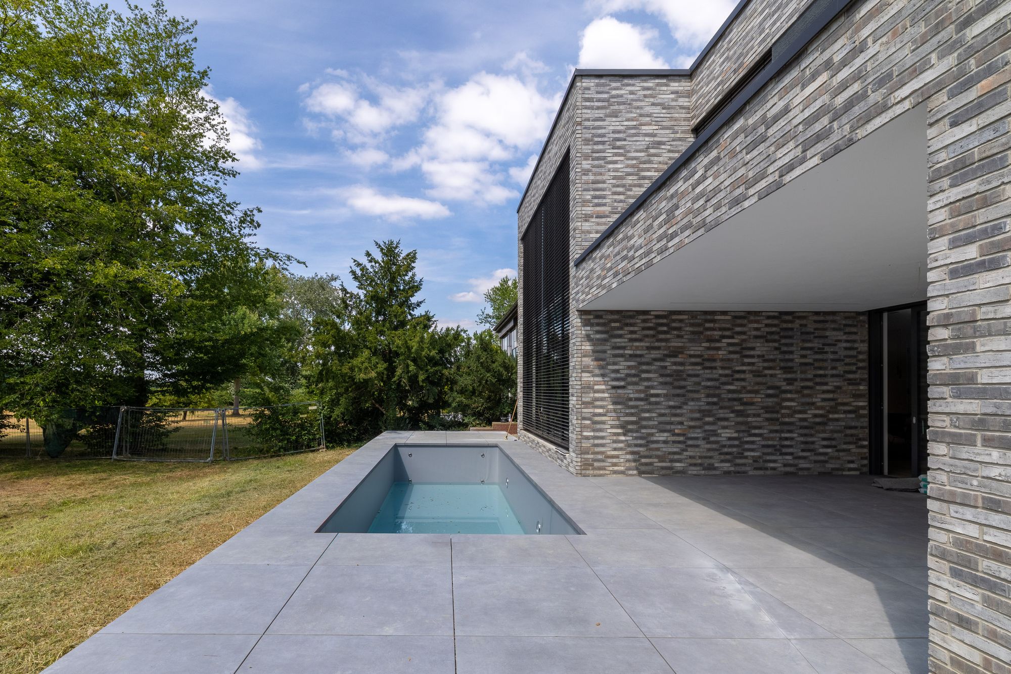 Pool im Garten